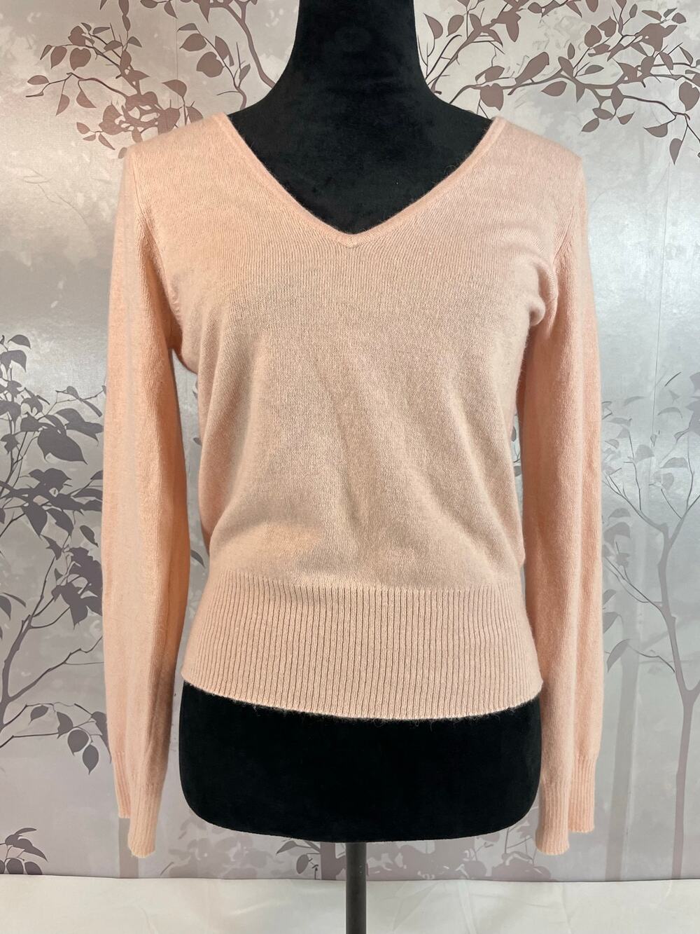Old Navy Perfect Fit Angora Blend V-Neck Knit Sweater Light Pink M Vintage Y2K